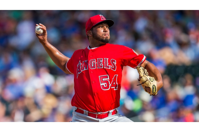 Deolis Guerra buscará un puesto con los Rangers