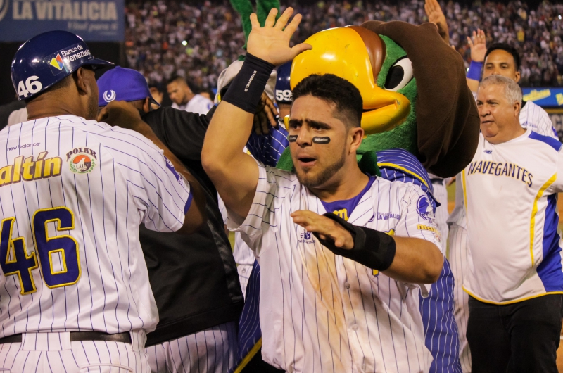 Magallanes vs Tigres (Juego 3)