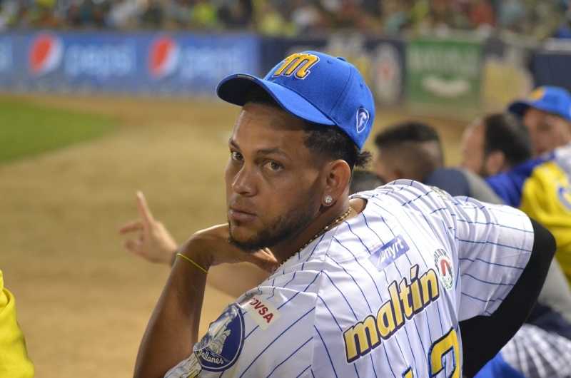 Henderson Álvarez llega a Magallanes vía cambio