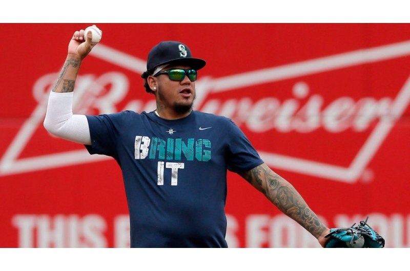 Félix Hernández tuvo otra sesión de trabajo