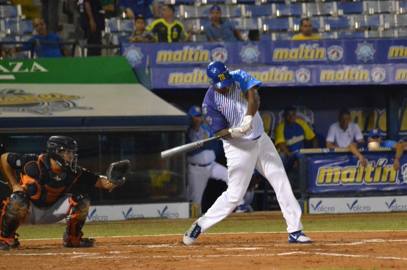 Águilas superó a Magallanes en Valencia