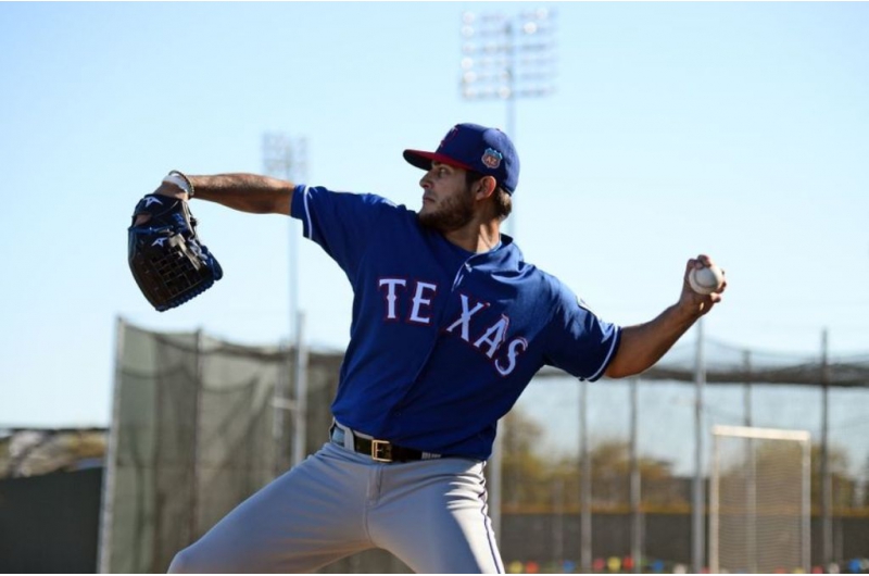 Martín Pérez va por un gran año con los Rangers