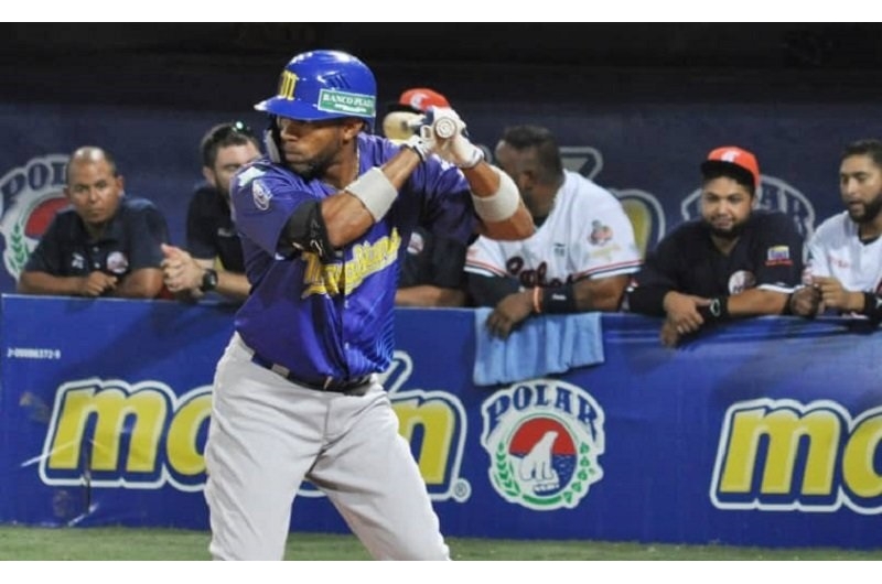 Magallanes cayó por primera vez en la zafra ante Caribes