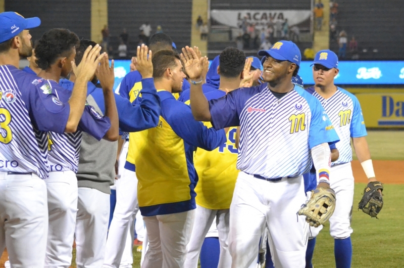 Moisés Gómez fue el héroe en victoria de la nave