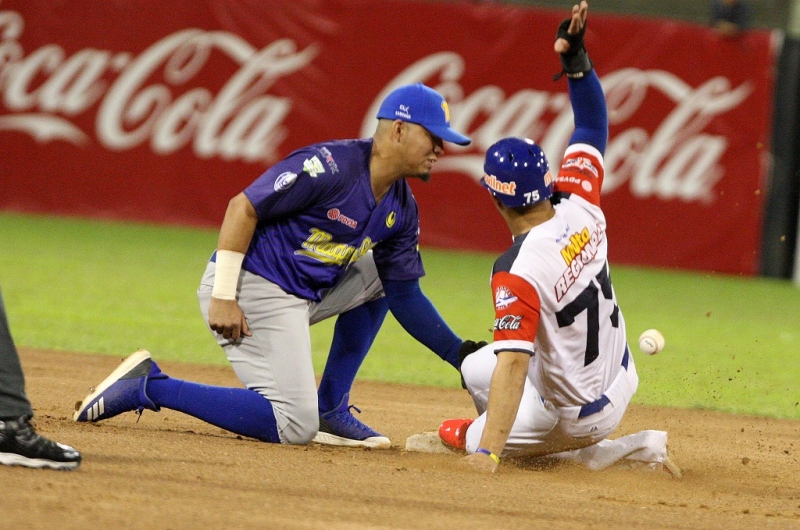 La nave no pudo ante Tiburones en Caracas