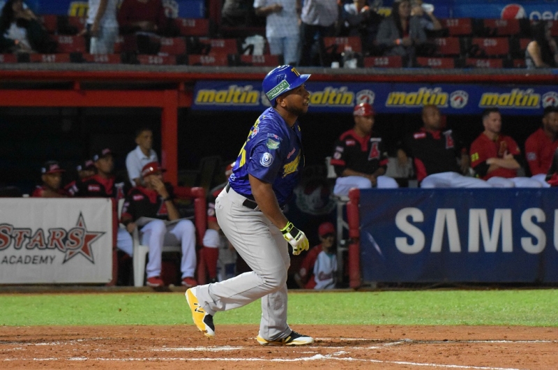 Cardenales le propinó cuarto revés seguido a la nave