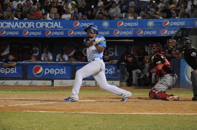 Derrota en el tercer juego de la semifinal en entradas extras
