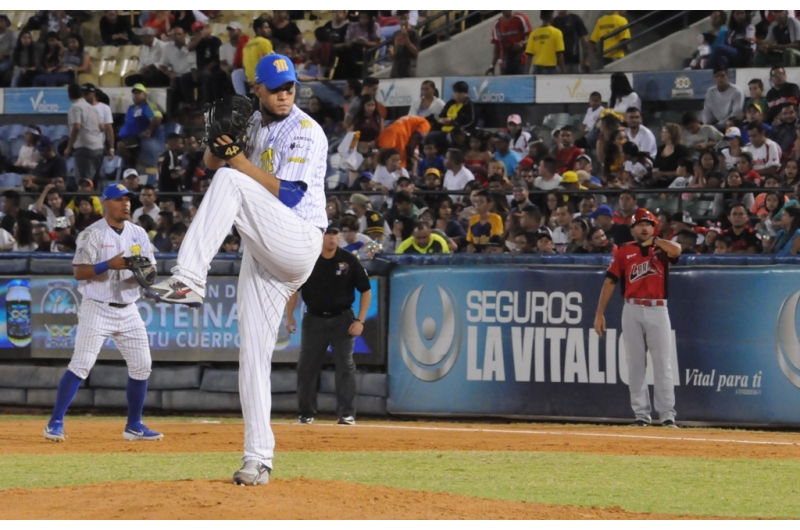 Yohan Pino guió el segundo triunfo de la semifinal