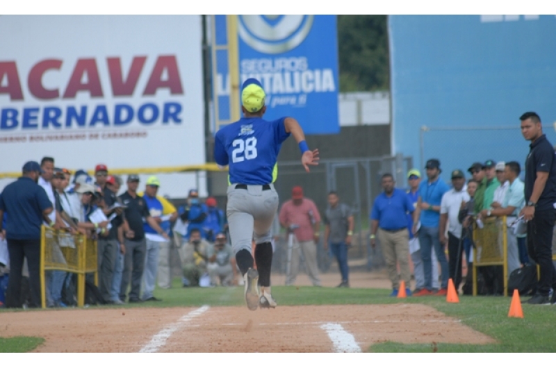 El José Bernardo Pérez se alista para la primera copa Magallanes Showcase 2019.