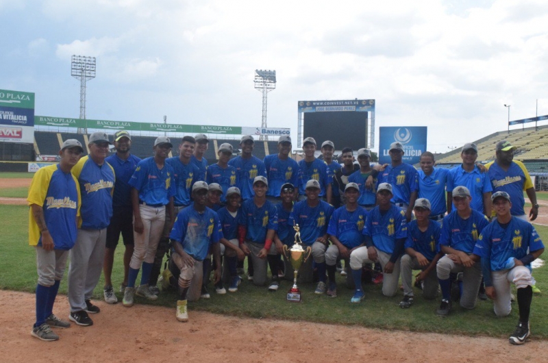 Magallanes A se llevó la segunda copa Magallanes Showcase 2019