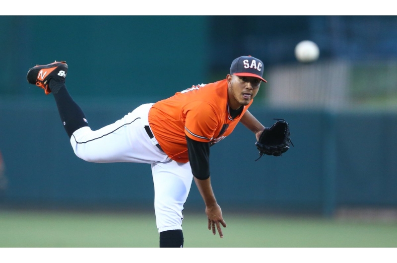 Enderson Franco fue subido por San Francisco Giants