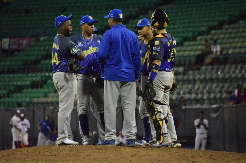 La Guaira remontó ante el bullpen filibustero