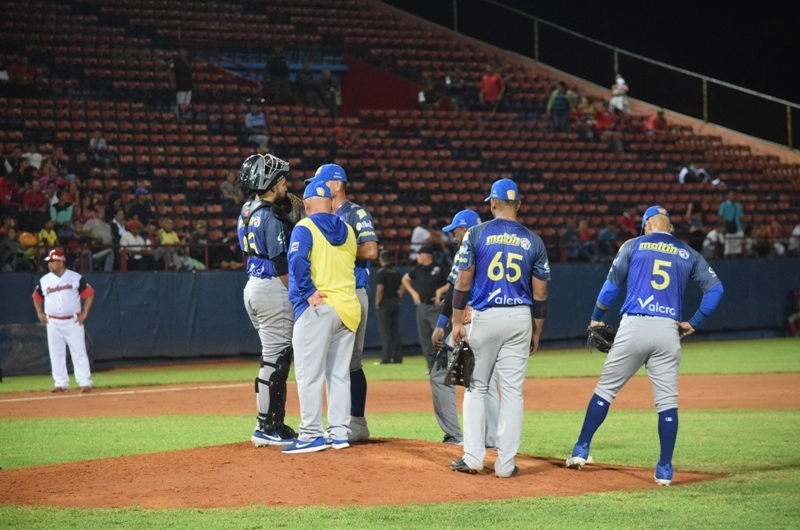 Magallanes cayó en carretera ante Cardenales