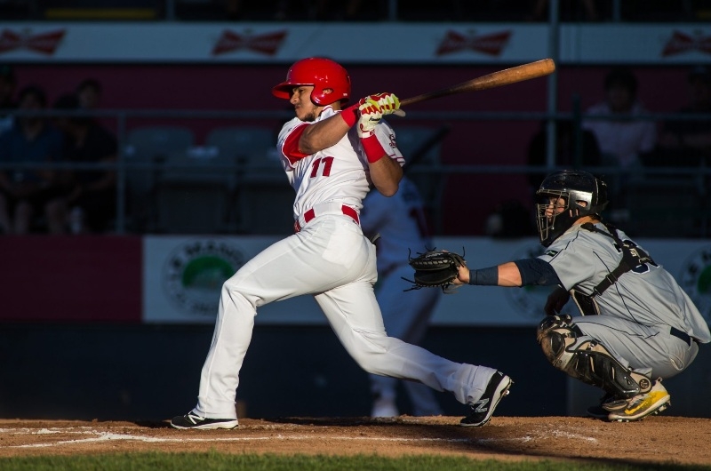 Alberth Martínez a su tercera temporada con Aigles y primera en Frontier League