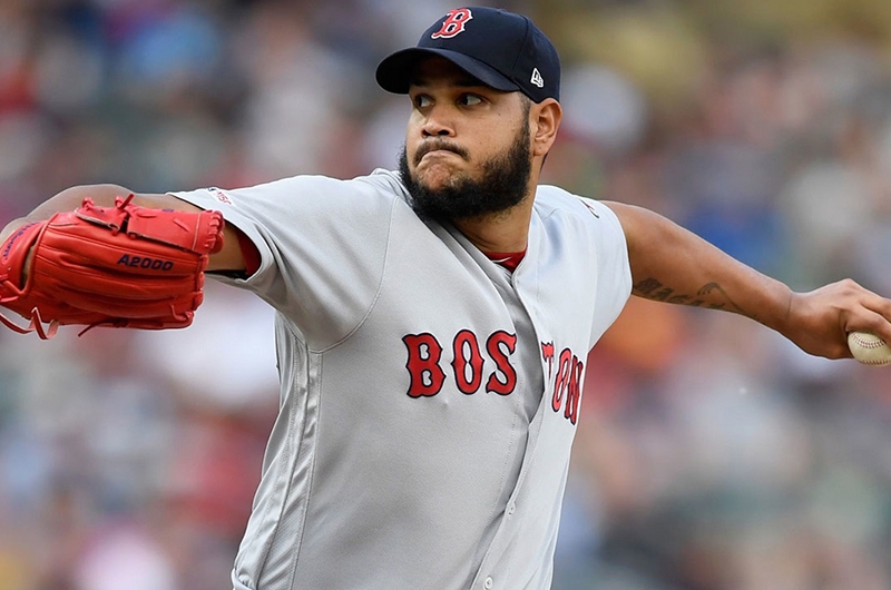 Peligra participación de Eduardo Rodríguez en el día inaugural