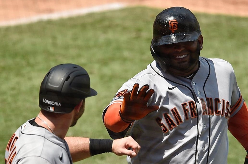 Pablo Sandoval se fue para la calle