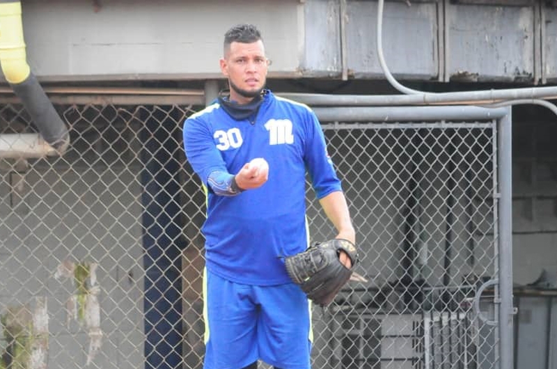 Yohán Pino será el abridor del día inaugural