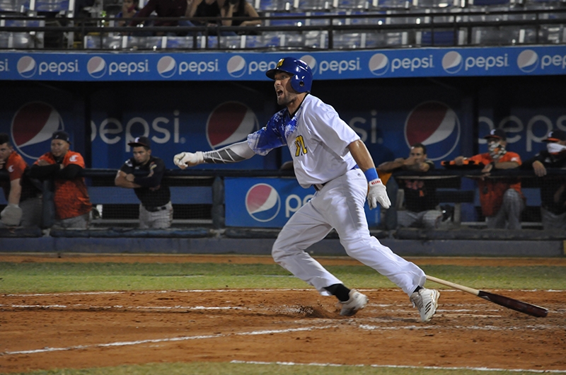 ¡Victoria 2000 a bordo!