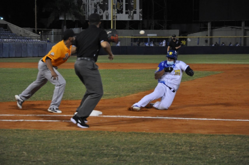 Magallanes cayó en el primero ante Águilas