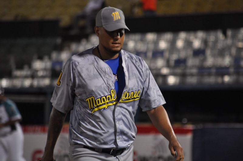 Pitcheo y bateo turco no respondieron en el primer juego del 2021