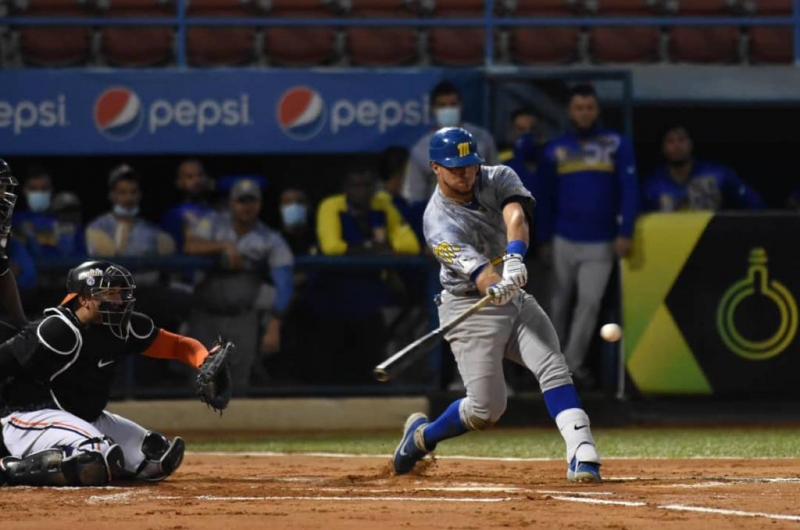 Magallanes no pudo en el primero de la semifinal ante Caribes de Anzoátegui