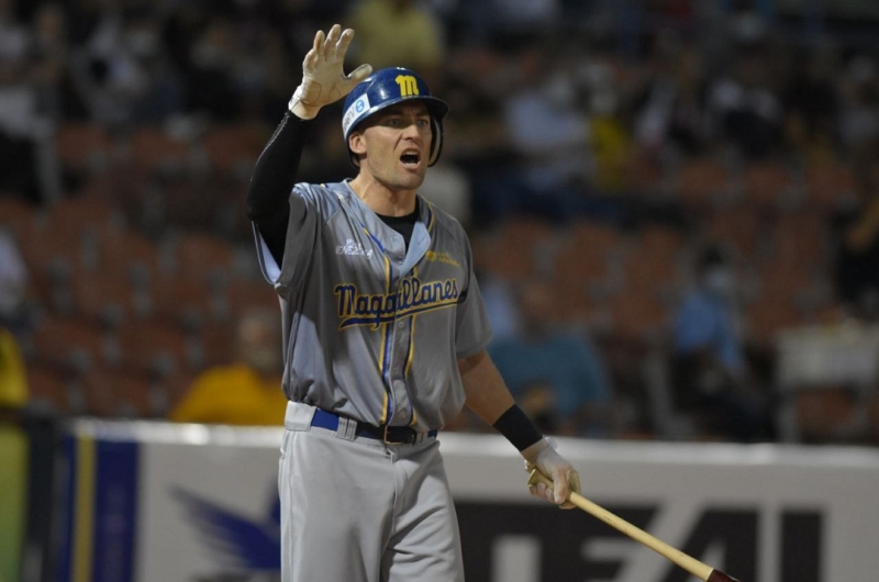 La Nave no pudo cerrar el juego ante Tigres