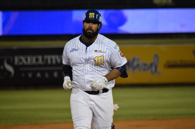 Magallanes sigue en racha y terminó la quinta semana invicto