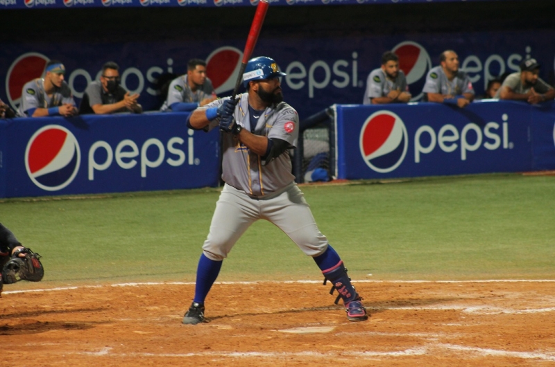 Magallanes sigue imparable al lograr 11 victorias consecutivas