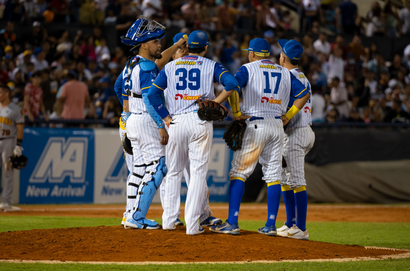 La Nave cayó ante Leones en extrainning