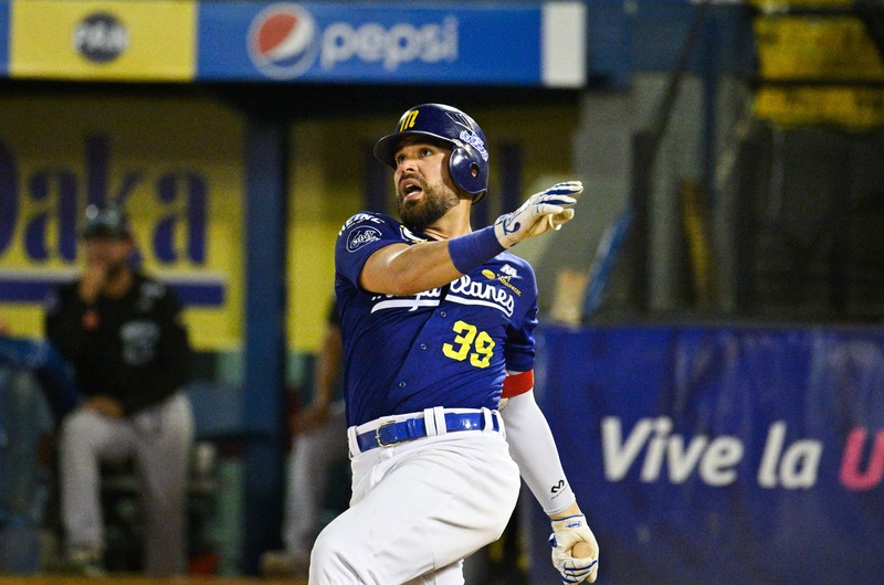 La nave no pudo remontar ante Bravos