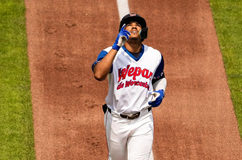 Jhostynxon García encendido en Triple A