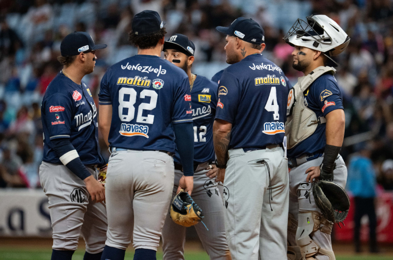 Navieros no pudieron ante Leones en el último de la serie