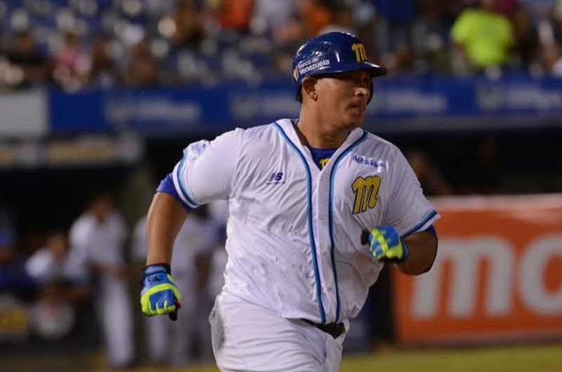 Carlos Maldonado será el coach de primera base