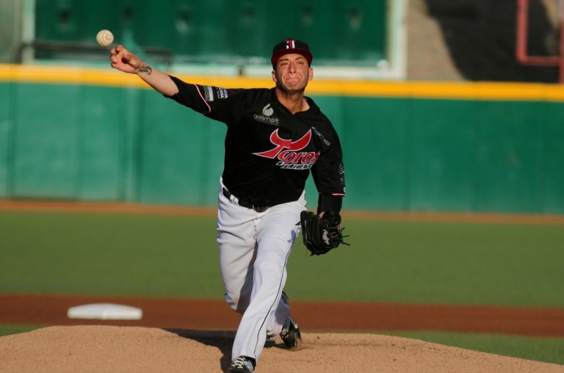 Alex Sanabia reforzará el cuerpo de pitcheo