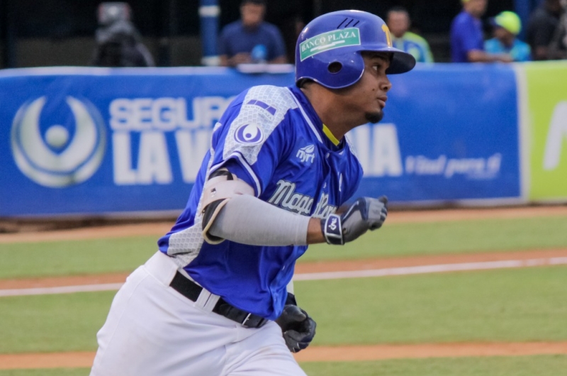 Luis Arráez tuvo otra gran semana con la nave