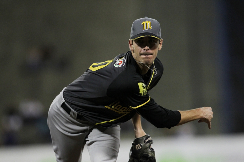 La nave no pudo con los Tiburones en el Universitario