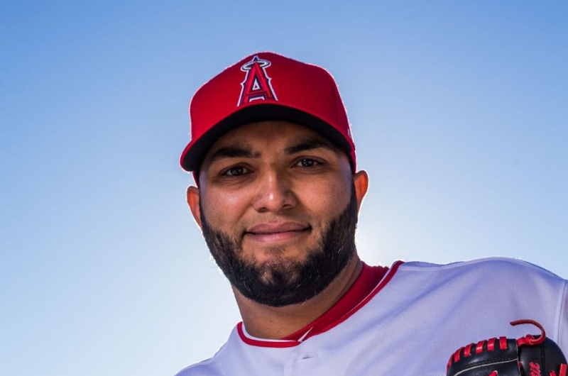 Yusmeiro Petit se ganó un puesto con Anaheim