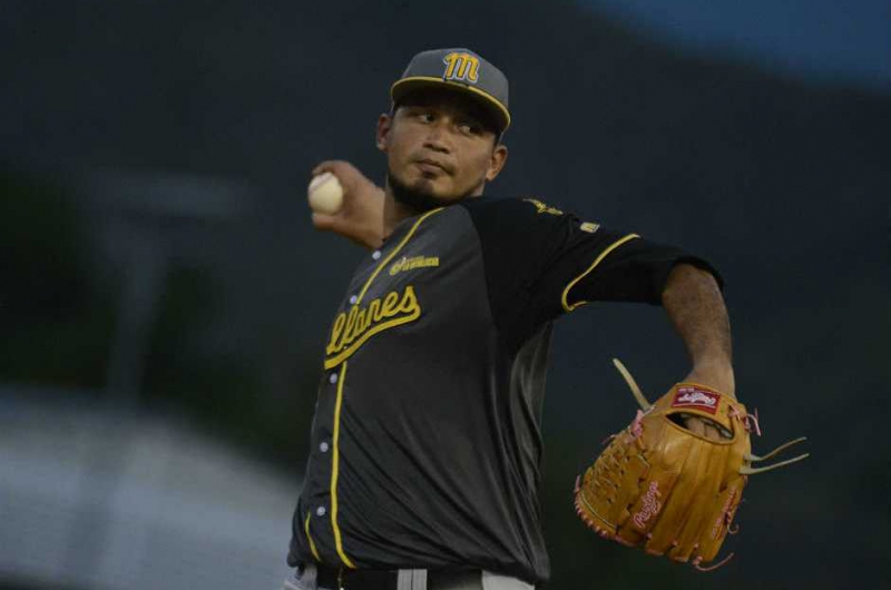 La nave derrotó por segundo juego corrido a los Tiburones