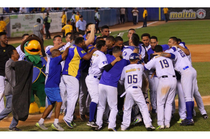 Magallanes se instaló en la semifinal