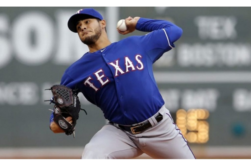 Martín Pérez se creció ante los Mets