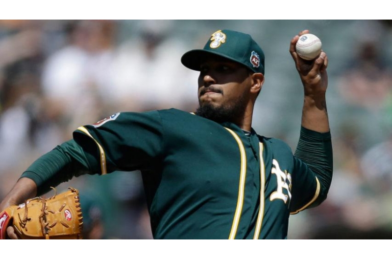 Doubront mejora sus números como relevista