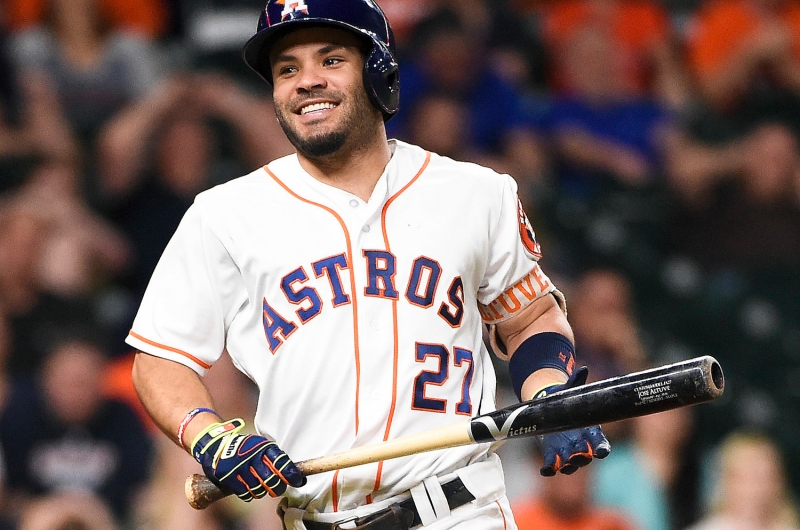 Altuve nominado al Premio Roberto Clemente