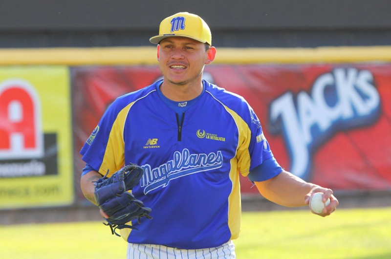 Orlando Lara ya está con Magallanes