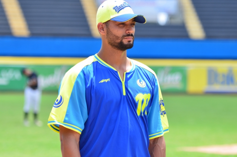 Elián Leyva arribó al José Bernardo Pérez